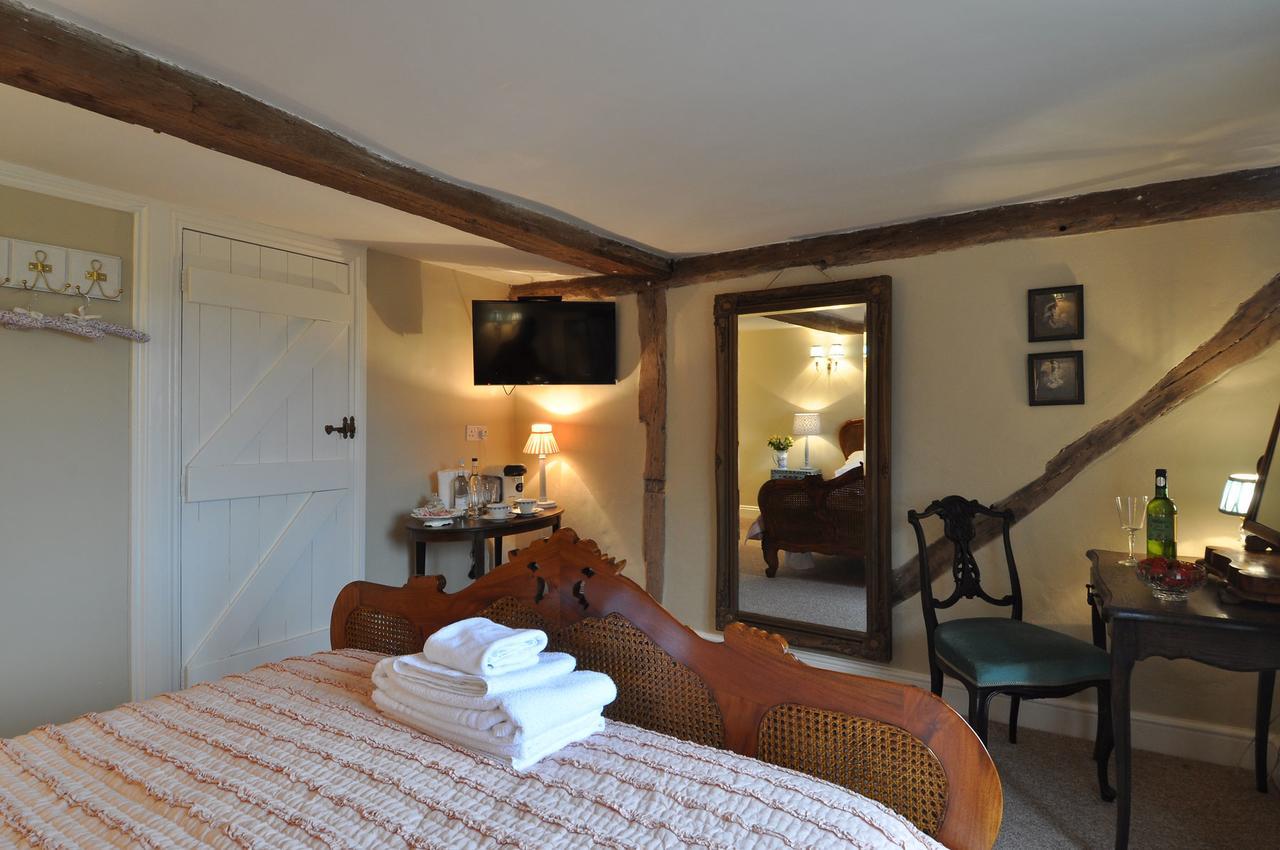 The Bull At Benenden Bed & Breakfast Bagian luar foto